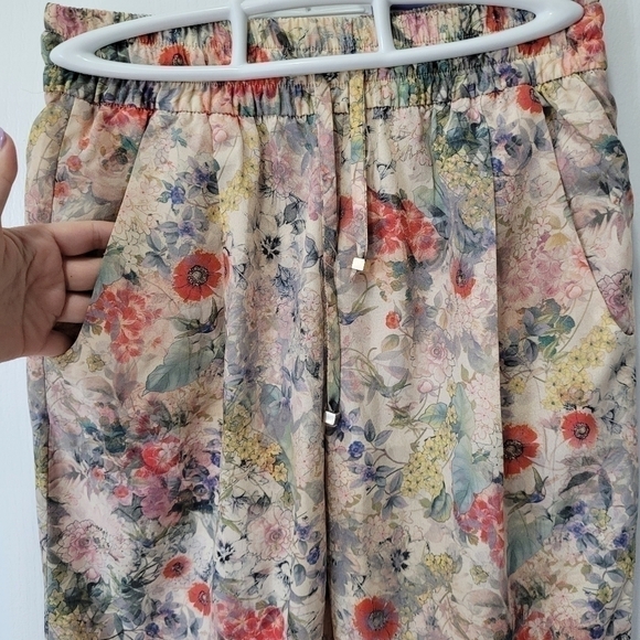 Zara Women straight leg floral pants size xs - Picture 6 of 12